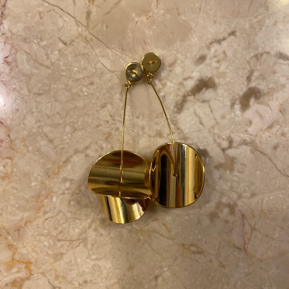 earring